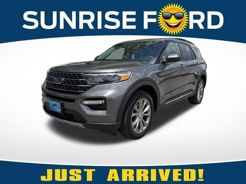 Gray Metallic 2023 Ford Explorer XLT