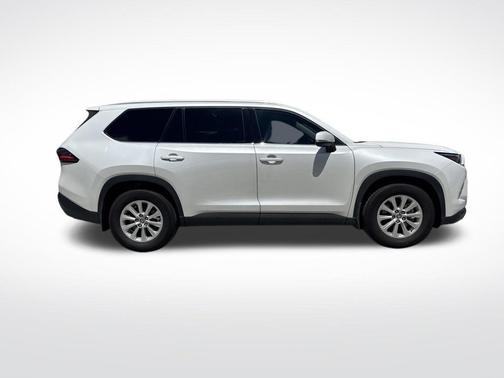 Pearl 2026 Toyota Grand Highlander Hybrid XLE