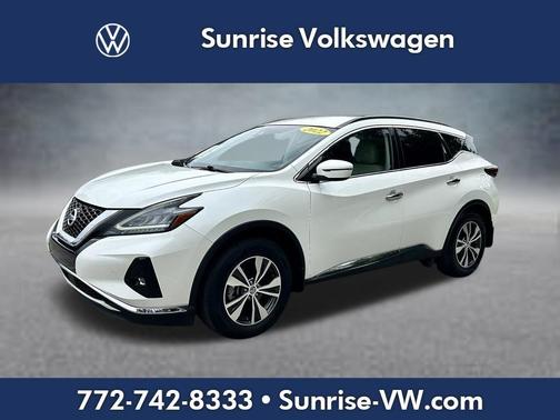Pearl White Tri-Coat 2022 Nissan Murano SV