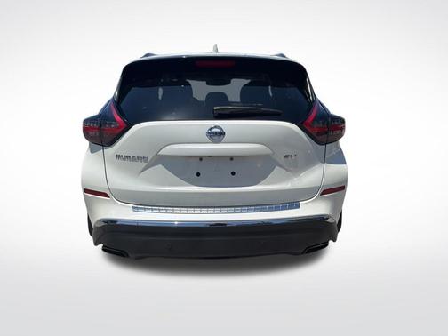 Pearl White Tri-Coat 2022 Nissan Murano SV