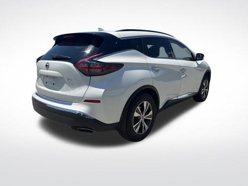 Pearl White Tri-Coat 2022 Nissan Murano SV