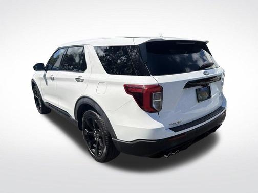 White Metallic 2021 Ford Explorer ST