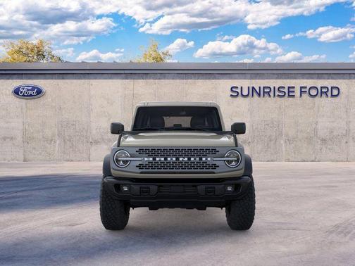 Desert Sand 2026 Ford Bronco Badlands