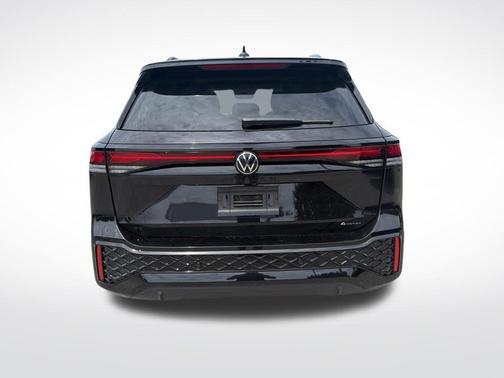 Deep Black Pearl Effect 2025 Volkswagen Tiguan 2.0T SE R-Line Black