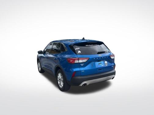 Blue Metallic 2020 Ford Escape SE