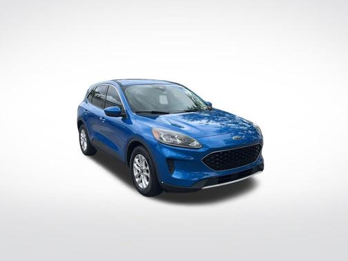 Blue Metallic 2020 Ford Escape SE