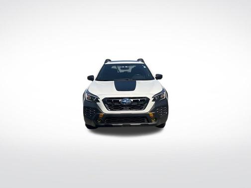 Crystal White Pearl 2025 Subaru Outback Wilderness
