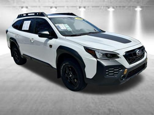 Crystal White Pearl 2025 Subaru Outback Wilderness