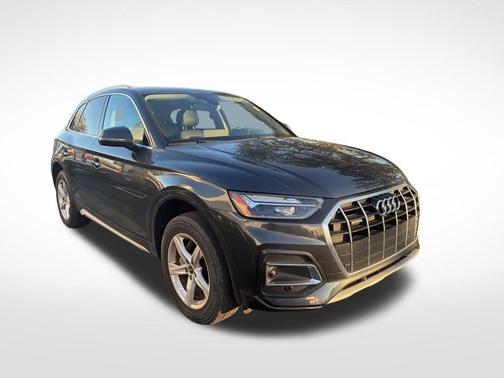 2023 Audi Q5 40 Premium