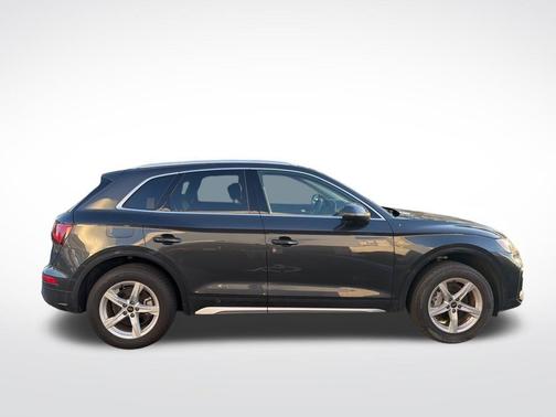 2023 Audi Q5 40 Premium