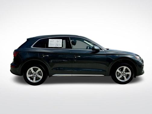 2023 Audi Q5 40 Premium