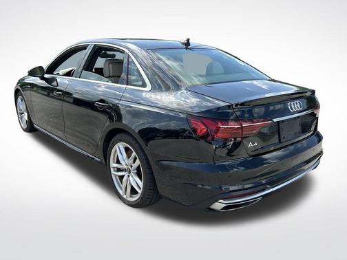 2023 Audi A4 45 S line Premium Plus