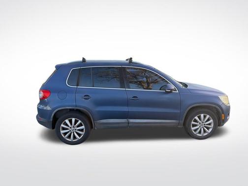 2011 Volkswagen Tiguan SEL