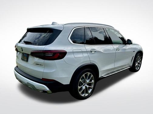 2023 BMW X5 PHEV xDrive45e