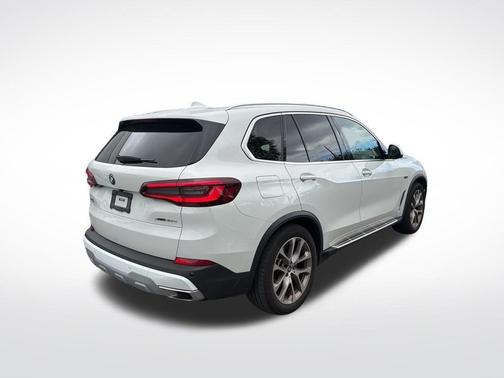 2023 BMW X5 PHEV xDrive45e