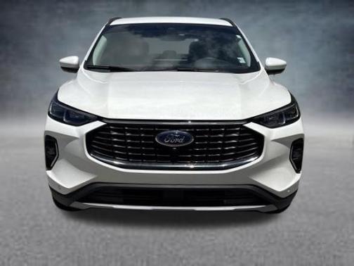 Star White 2023 Ford Escape Platinum