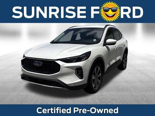 Star White 2023 Ford Escape Platinum