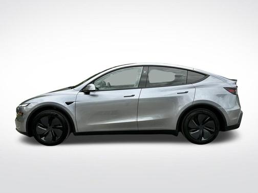 2026 Tesla Model Y Long Range