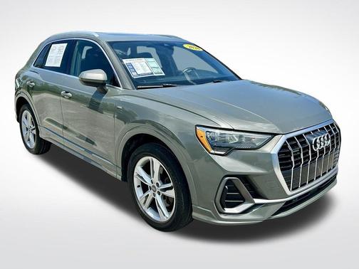 Chronos Gray Metallic 2020 Audi Q3 45 S line Premium