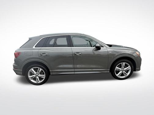 Chronos Gray Metallic 2020 Audi Q3 45 S line Premium