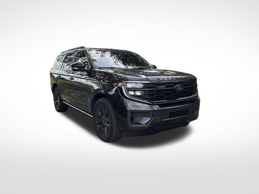 Gray Metallic 2025 Ford Expedition Platinum