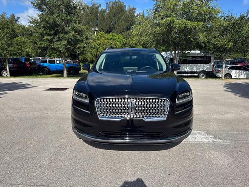 Black Metallic 2023 Lincoln Nautilus Standard