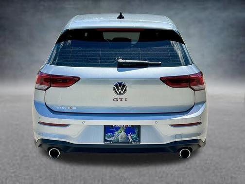 Oyster Silver Metallic 2025 Volkswagen Golf GTI 2.0T SE