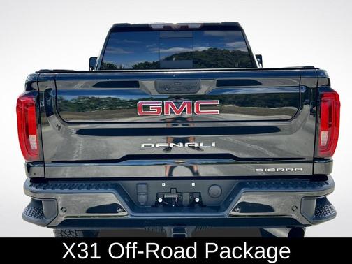 2020 GMC Sierra 2500 Denali
