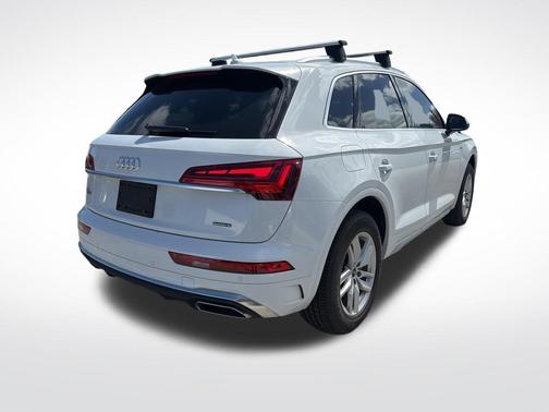 2023 Audi Q5 45 S line quattro Premium