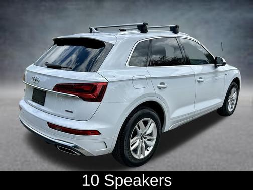 Glacier White Metallic 2023 Audi Q5 45 S line quattro Premium