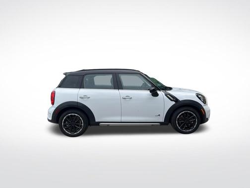 Light White 2015 MINI Countryman Cooper S ALL4