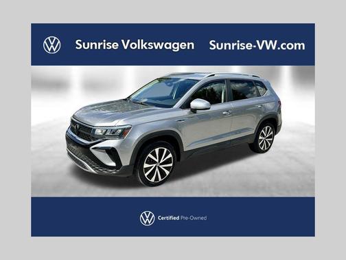Pyrite Silver Metallic 2023 Volkswagen Taos 1.5T SE