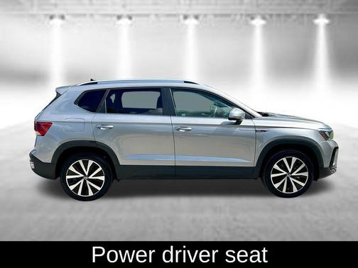 Pyrite Silver Metallic 2023 Volkswagen Taos 1.5T SE