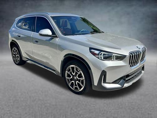 Silver Metallic 2024 BMW X1 xDrive28i
