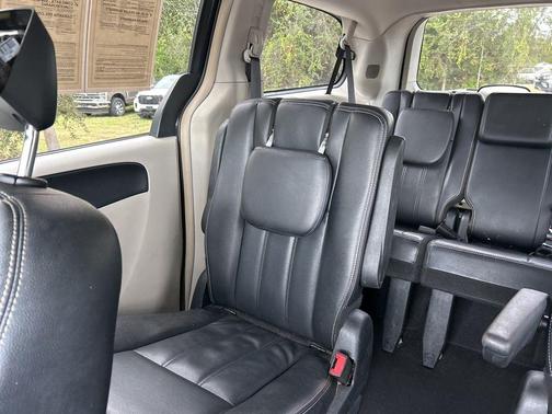 2014 Chrysler Town & Country Touring