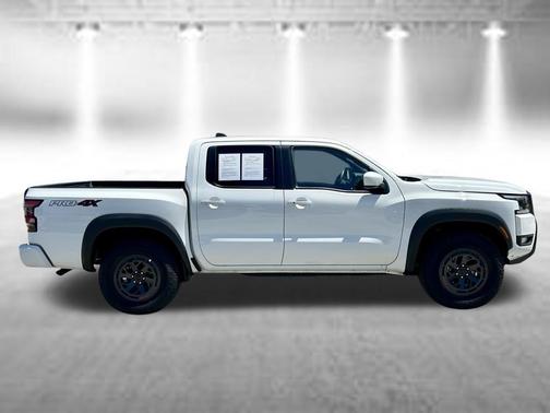 Glacier White 2026 Nissan Frontier PRO-4X