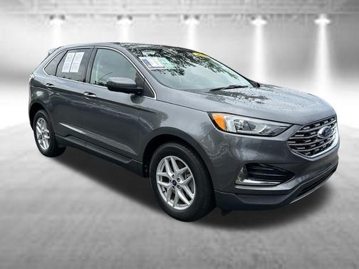 Gray Metallic 2022 Ford Edge SEL