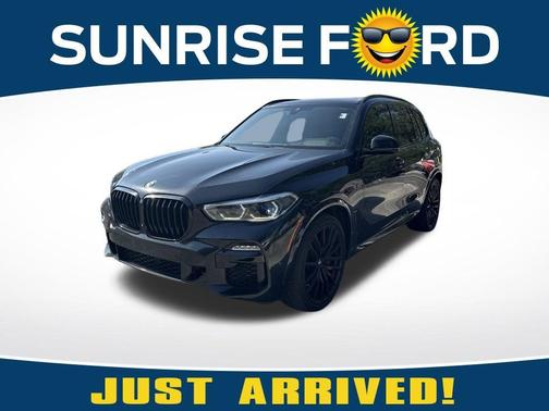 Black Sapphire Metallic 2021 BMW X5 M50i