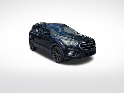 Shadow Black 2017 Ford Escape SE