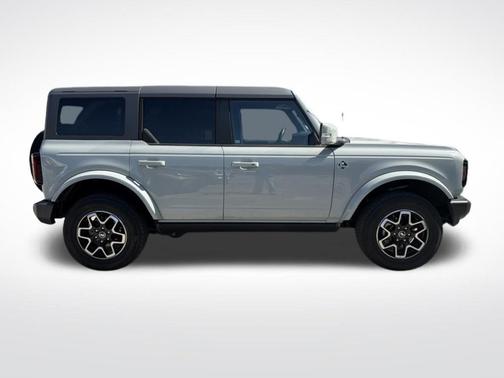 Cactus 2024 Ford Bronco Outer Banks