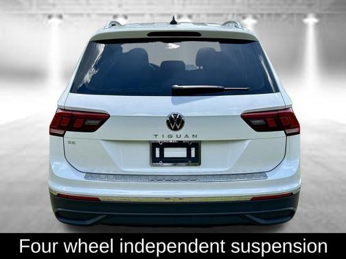 Opal White Pearl Effect 2023 Volkswagen Tiguan 2.0T SE