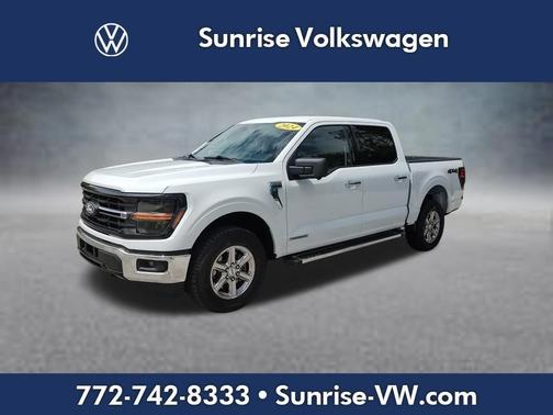Oxford White 2024 Ford F-150 XLT