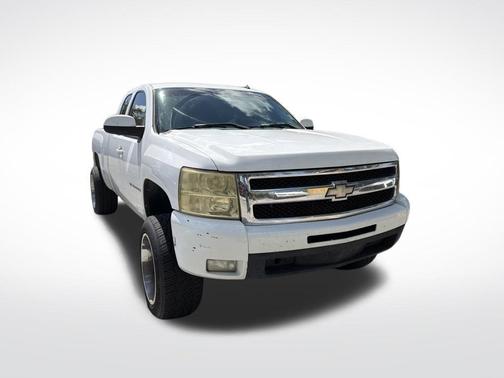Summit White 2009 Chevrolet Silverado 1500 LTZ Extended Cab