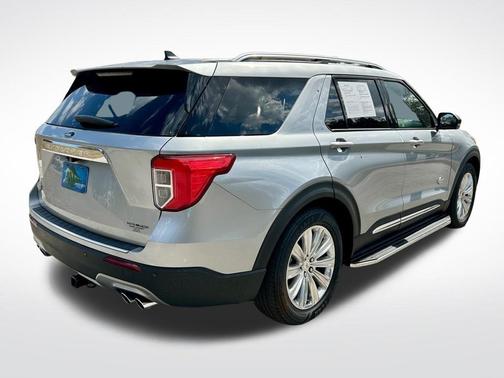 2022 Ford Explorer King Ranch