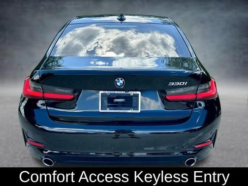 Jet Black 2019 BMW 330 i