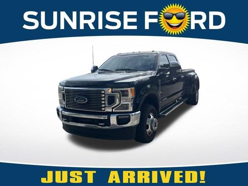 Black Metallic 2022 Ford F-350 Lariat Super Duty