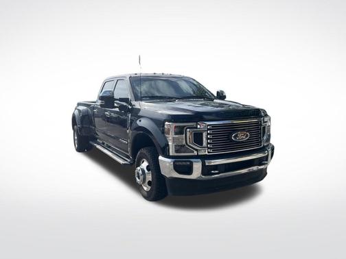 Black Metallic 2022 Ford F-350 Lariat Super Duty