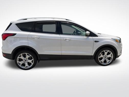 White Platinum Clearcoat Metallic 2019 Ford Escape Titanium