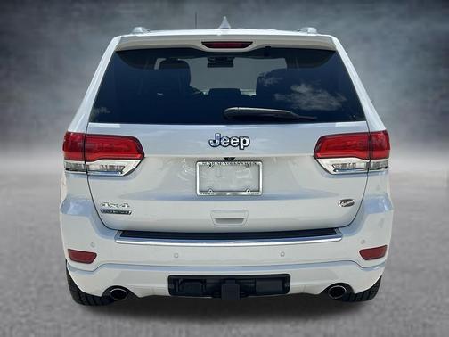 Bright White Clearcoat 2015 Jeep Grand Cherokee Overland