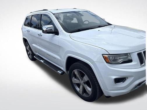 Bright White Clearcoat 2015 Jeep Grand Cherokee Overland